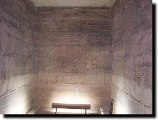 Le sanctuaire du temple de Philae